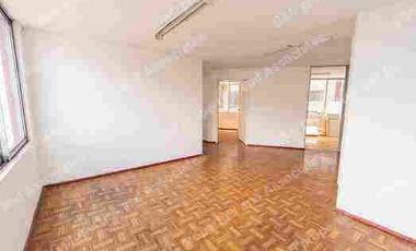 EDIFICIO COMERCIAL O MULTIFAMILIAR EN VENTA, SUR DE QUITO, AV. ALONSO DE ANGULO A 1 MINUTO DEL REDONDEL DE LA VILLAFLORA FRENTE AL BANCO INTERNACIONAL