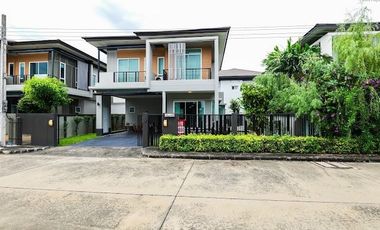 For Sale: Detached Houses at Sena Park Grand Ramindra (122 sq.wah | 6 Bedrooms | 6 Bathrooms | 4 Parking | Green Smart Design
