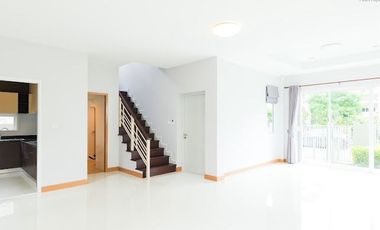 For Sale: Detached Houses at Sena Park Grand Ramindra (122 sq.wah | 6 Bedrooms | 6 Bathrooms | 4 Parking | Green Smart Design
