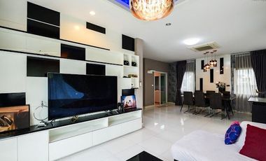 For Sale: Detached Houses at Sena Park Grand Ramindra (122 sq.wah | 6 Bedrooms | 6 Bathrooms | 4 Parking | Green Smart Design