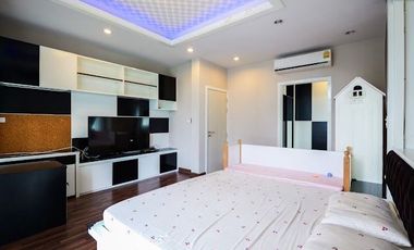 For Sale: Detached Houses at Sena Park Grand Ramindra (122 sq.wah | 6 Bedrooms | 6 Bathrooms | 4 Parking | Green Smart Design