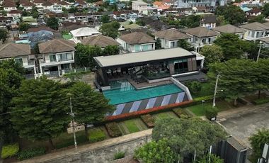 For Sale: Detached Houses at Sena Park Grand Ramindra (122 sq.wah | 6 Bedrooms | 6 Bathrooms | 4 Parking | Green Smart Design