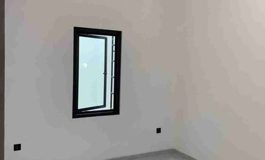 Rumah Mewah 2 Lantai di Colomadu dekat Solo Kota