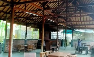 Guest House & Resto – Jambu-Licin, Banyuwangi