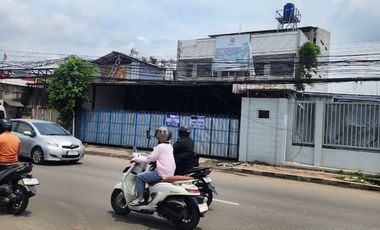 Di Sewakan Ruko atau bangunan 2 lantai di Karawaci  Imam bonjol