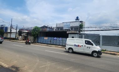 Di Sewakan Ruko atau bangunan 2 lantai di Karawaci  Imam bonjol