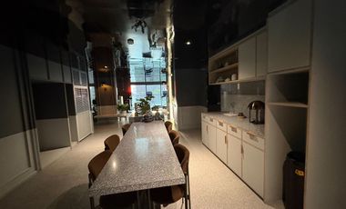 Beautiful Built-in! Private Corner Unit! Best View! For Sale: Chapter Chula–Samyan Condominium by Pruksa 45.78 sq.m | 2 Bedrooms