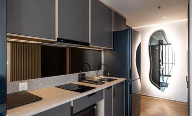 Beautiful Built-in! Private Corner Unit! Best View! For Sale: Chapter Chula–Samyan Condominium by Pruksa 45.78 sq.m | 2 Bedrooms