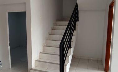 DISEWAKAN RUMAH 2 LANTAI SIAP HUNI DUREN SAWIT JAKARTA TIMUR