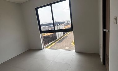 Ready-to-move-in house for rent in Park Serpong