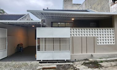 RUMAH DALAM PERUMAHAN DEKAT KAMPUS AMIKOM CONCAT