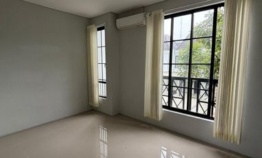 Citraland Rumah Bagus 2 Lantai disewakan cepat