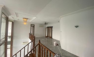 FOR RENT and SALE Luxury 5 Bedroom House with 3 Bedrooms and 2 Car Carport, Strategic Location in North Cipete