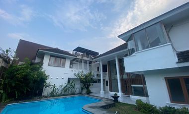 FOR RENT and SALE Luxury 5 Bedroom House with 3 Bedrooms and 2 Car Carport, Strategic Location in North Cipete