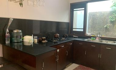 FOR SALE: Luxurious, Beautiful 3 Bedroom, 3 Bathroom, Freehold, 2 Carport, Kemang, South Jakarta