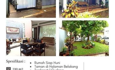 FOR SALE: Luxurious, Beautiful 3 Bedroom, 3 Bathroom, Freehold, 2 Carport, Kemang, South Jakarta