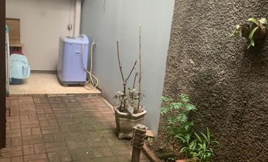 FOR SALE: Luxurious, Beautiful 3 Bedroom, 3 Bathroom, Freehold, 2 Carport, Kemang, South Jakarta