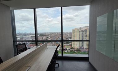 Office Space for Rent Pakuwon Tower 130 m² Furnished Near Mall Access