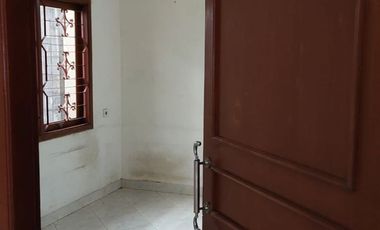 SEWA RUMAH MEWAH STRATEGIS DEKAT GOR CITRA CIKURA BANDUNG