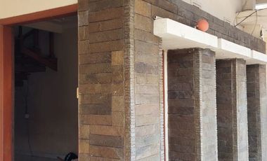 SEWA RUMAH MEWAH STRATEGIS DEKAT GOR CITRA CIKURA BANDUNG