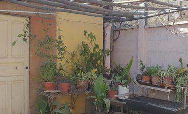 Arriendo de Gran Casa Familiar con Dos Departamentos Independientes en La Calera!