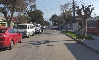 Arriendo de Gran Casa Familiar con Dos Departamentos Independientes en La Calera!