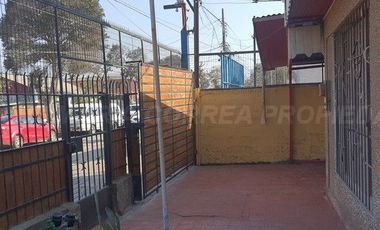 Arriendo de Gran Casa Familiar con Dos Departamentos Independientes en La Calera!