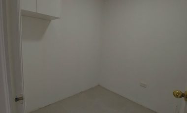 Departamento de arriendo alquiler en Cuenca Ave. Ordoñez lazo sector Hotel Oro Verde a pocos minutos del centro historico