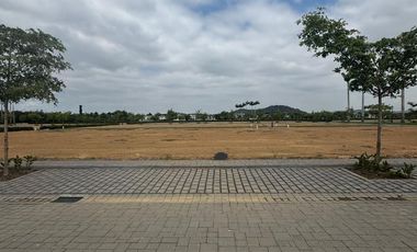 Terreno en venta, Parques de Batán