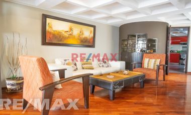 VENDO DUPLEX  + AIRES + COCHERA EN HIGUERETA - SURCO (202M2 -A 1 CUADRA DE PEDRO VENTURO Y 3 CUADRAS AV AVIACIÓN)