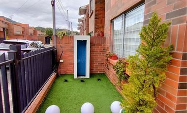 CASA EN VENTA LAS RAMBLAS LOJA