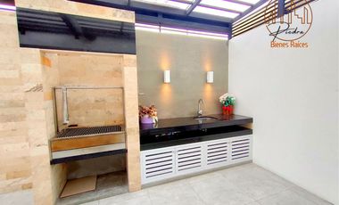 CASA EN VENTA LAS RAMBLAS LOJA