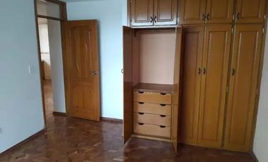 Edificio rentero en venta sector Carcelén