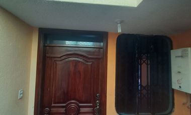 Edificio rentero en venta sector Carcelén