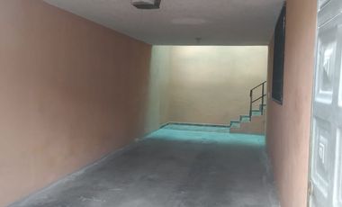 Edificio rentero en venta sector Carcelén