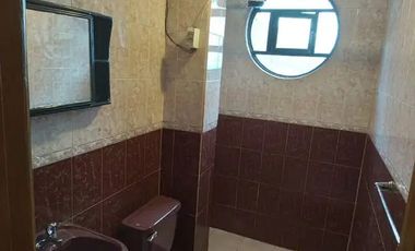 Edificio rentero en venta sector Carcelén