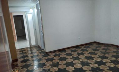 Edificio rentero en venta sector Carcelén