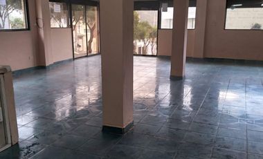 Edificio rentero en venta sector Carcelén