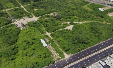 TERRENO EN VENTA CERCA DE AVENIDA TARIÁCURI, LÁZARO CÁRDENAS, MICHOACÁN