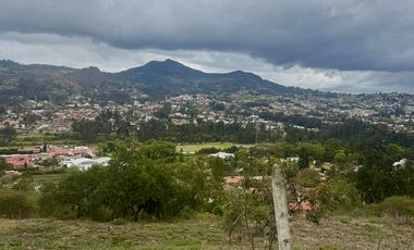 TERRENO con Espectacular Vista EN VENTA ubicado en Challuabamba