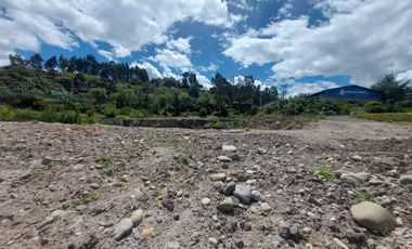 Terreno industrial comercial de venta en Cuenca sector panamericana norte, km 14. Precio de oportunidad sector Petro-Ecuador