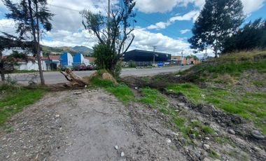 Terreno industrial comercial de venta en Cuenca sector panamericana norte, km 14. Precio de oportunidad sector Petro-Ecuador
