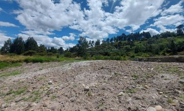Terreno industrial comercial de venta en Cuenca sector panamericana norte, km 14. Precio de oportunidad sector Petro-Ecuador