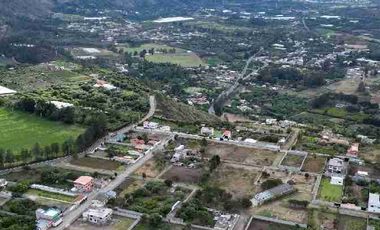 TERRENOS EN GUAYLLABAMBA A 10 MINUTOS DE EL PARQUE CENTRAL