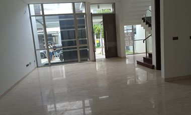 Disewakan cepat rumah chopin 8x25 golf island pik