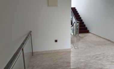 Disewakan cepat rumah chopin 8x25 golf island pik