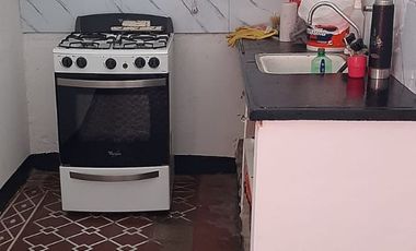 VENTA DOS CASAS EN BLOCK A RECICLAR LOTE 10 X 17 ZONA DON BOSCO