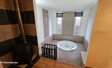 HERMOSA CASA DE UN PISO ORILLA DE RIO SECTOR ARIQUE