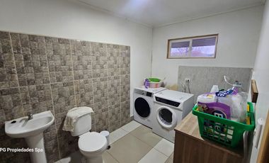 HERMOSA CASA DE UN PISO ORILLA DE RIO SECTOR ARIQUE