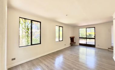 Se arrienda casa en Alameda, 4 piezas, 3 baños, 4 estacionamientos, Curicó